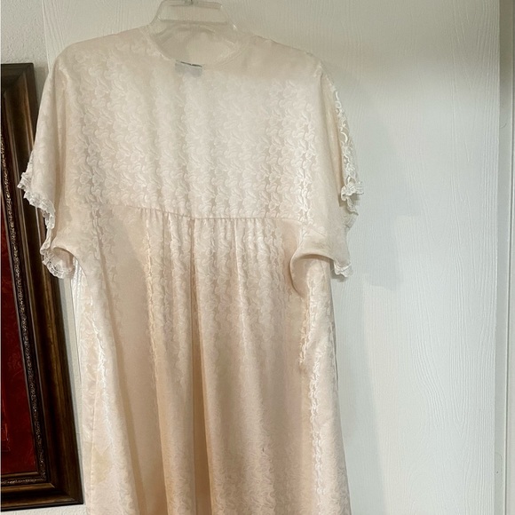 Christian Dior Robe - Picture 6 of 6